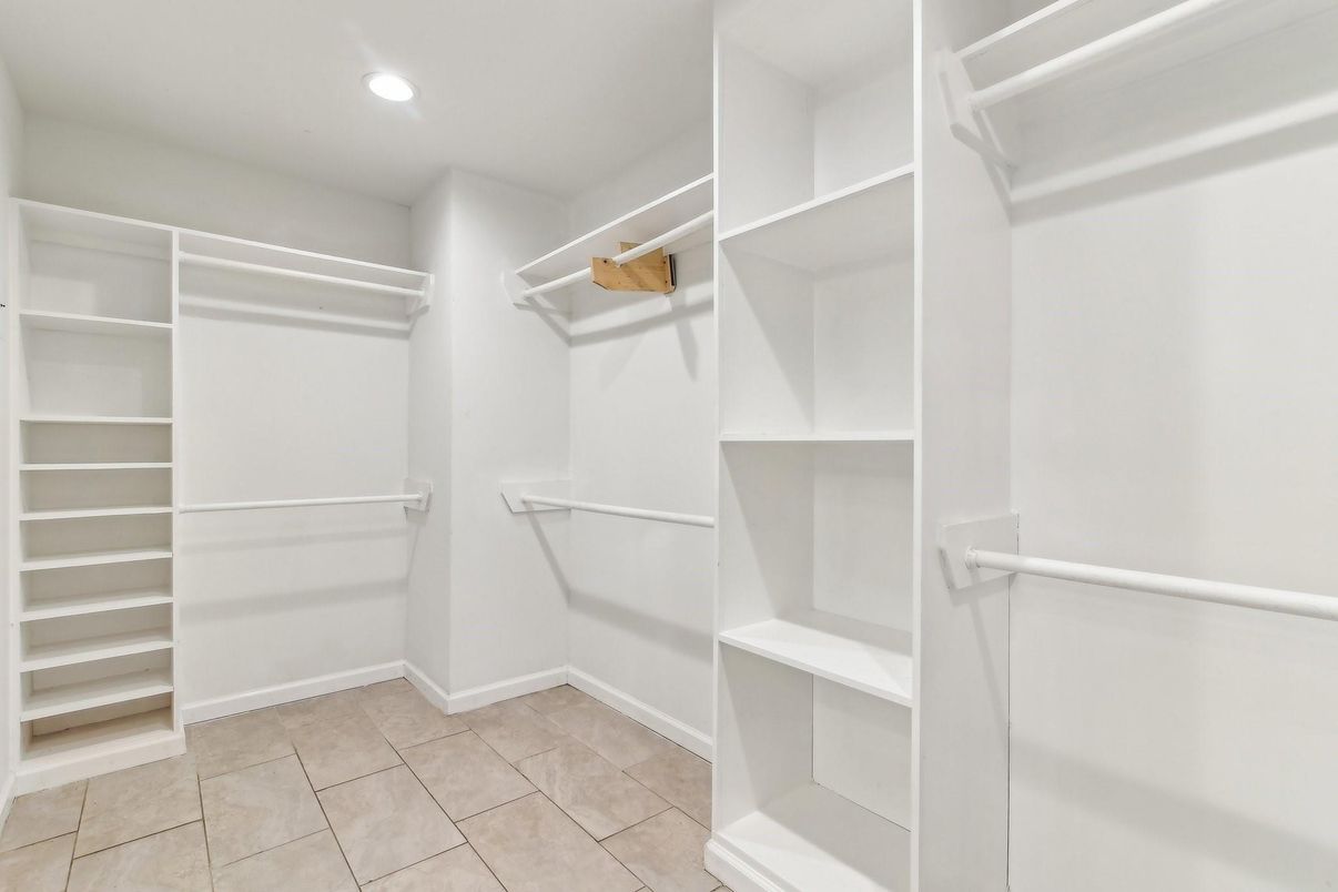 Interior, Recessed Lighting, Walk-in Closets