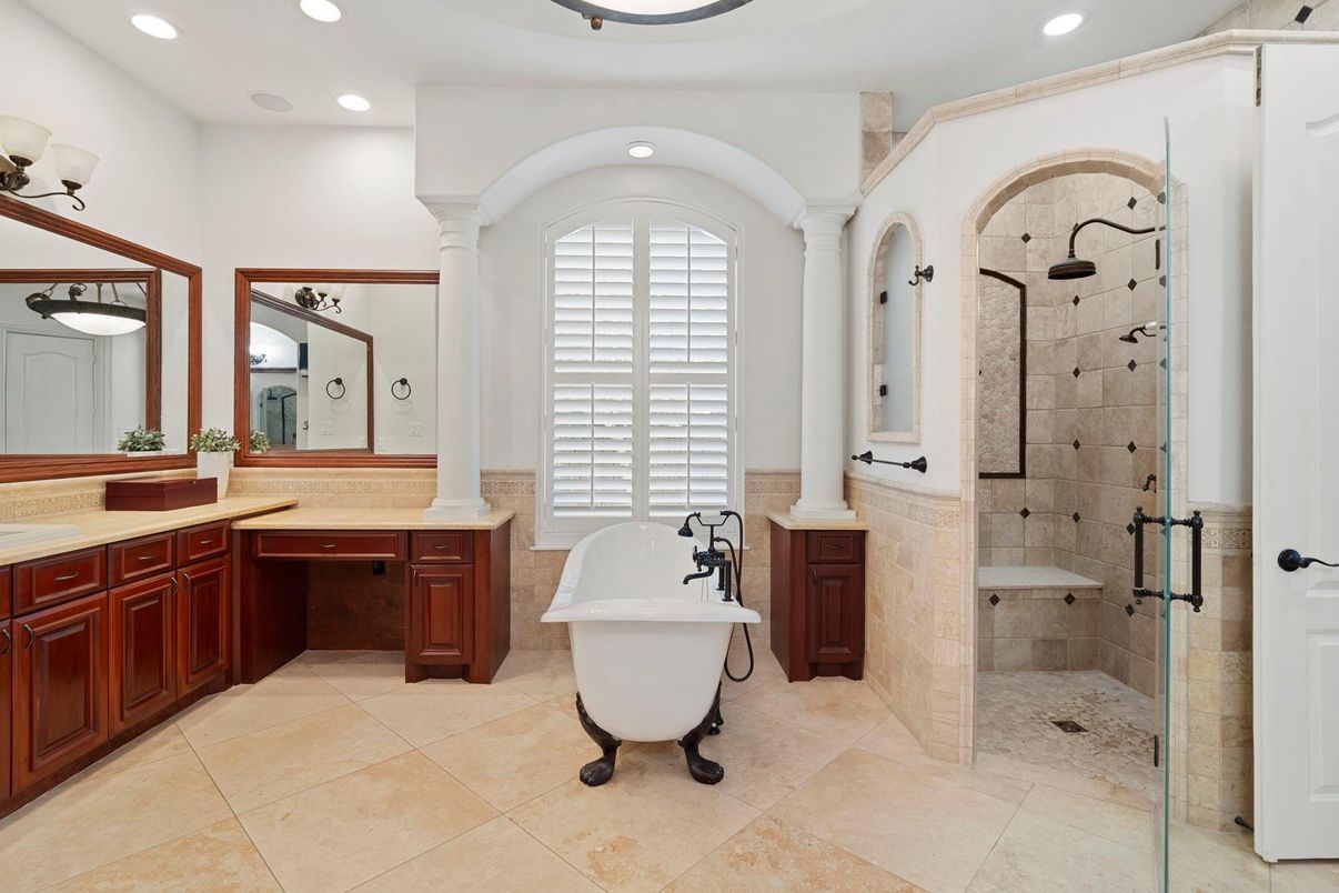 Bathroom, Dual Sink Vanities, Free Standing Baths, Glass Shower, Interior, Recessed Lighting
