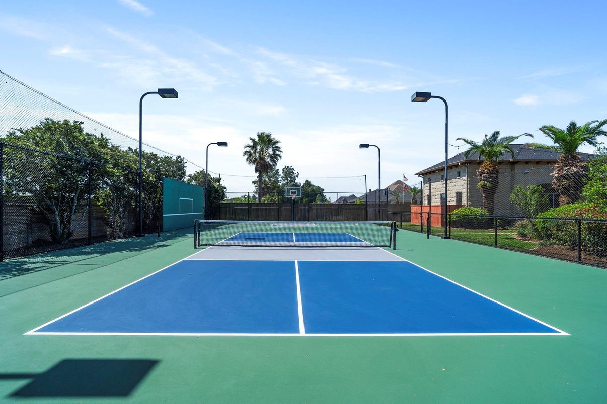 Exterior, Tennis Courts