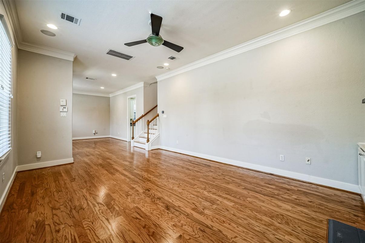 Empty room, Interior, Recessed Lighting, Wood Texture Flooring
