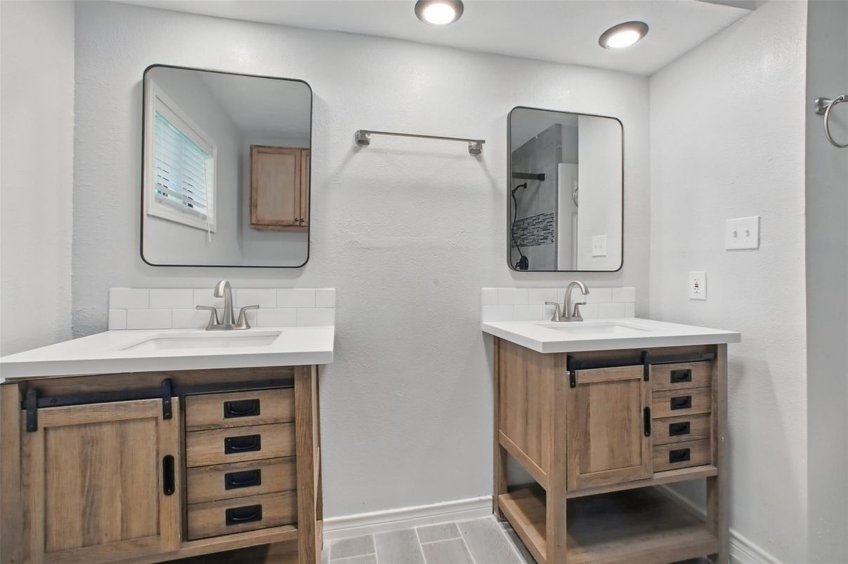 Bathroom, Dual Sink Vanities, Interior, Recessed Lighting, Wood Texture Flooring