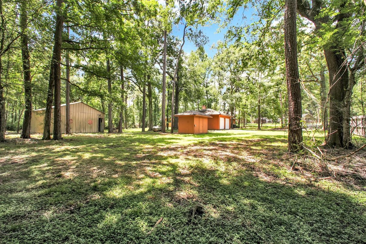 Backyard, Exterior, Hot Tub
