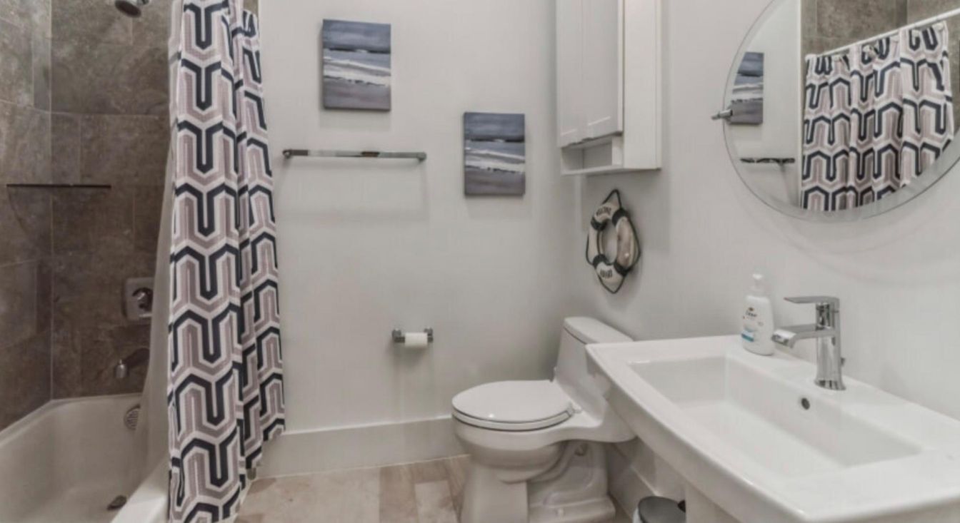 Bathroom, Interior