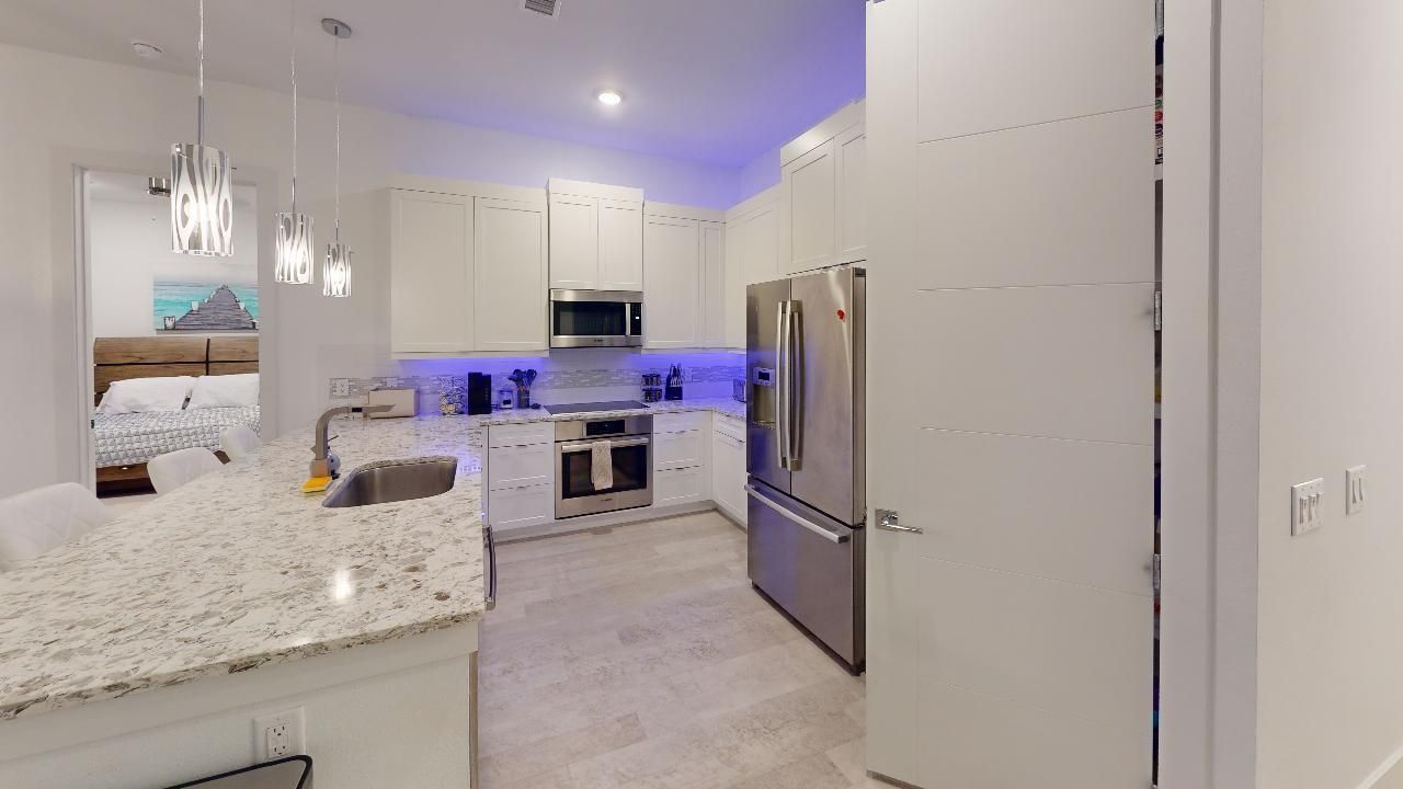 Interior, Kitchen, Pendant Lights, Recessed Lighting, Stainless Steel Appliances