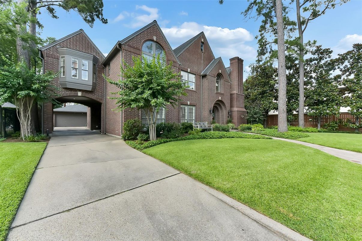 Exterior, Facade, Brick Facade, Tudor Revival