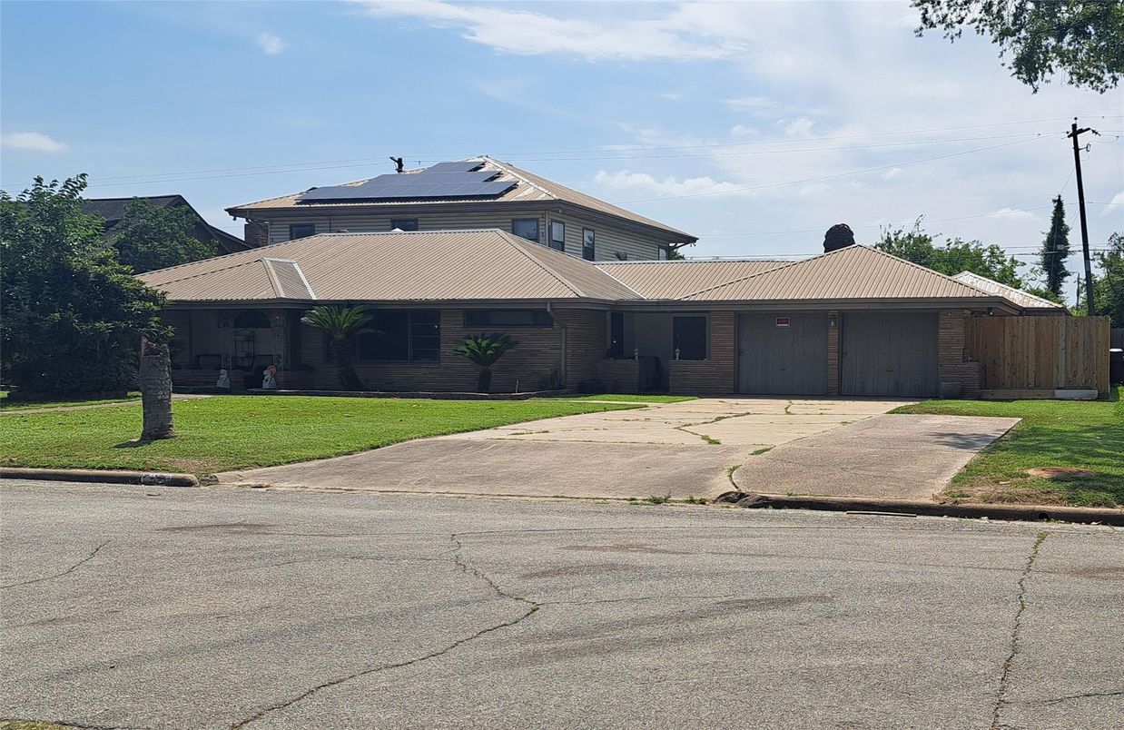 Backyard, Exterior, Solar Panels