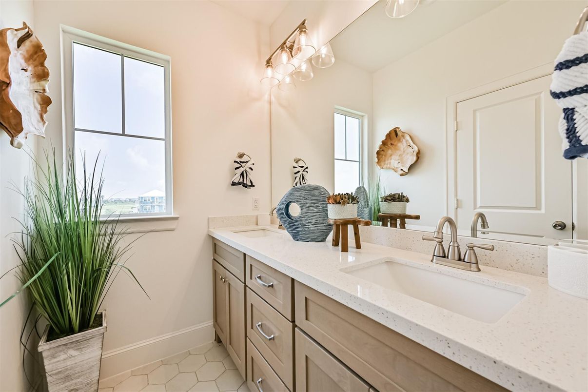 Bathroom, Dual Sink Vanities, Interior