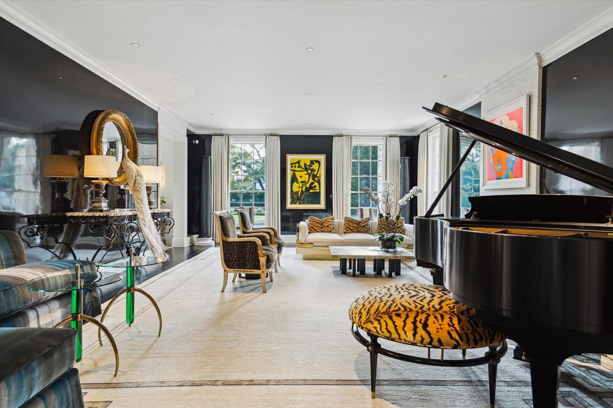 Interior, Living room, Piano, Recessed Lighting