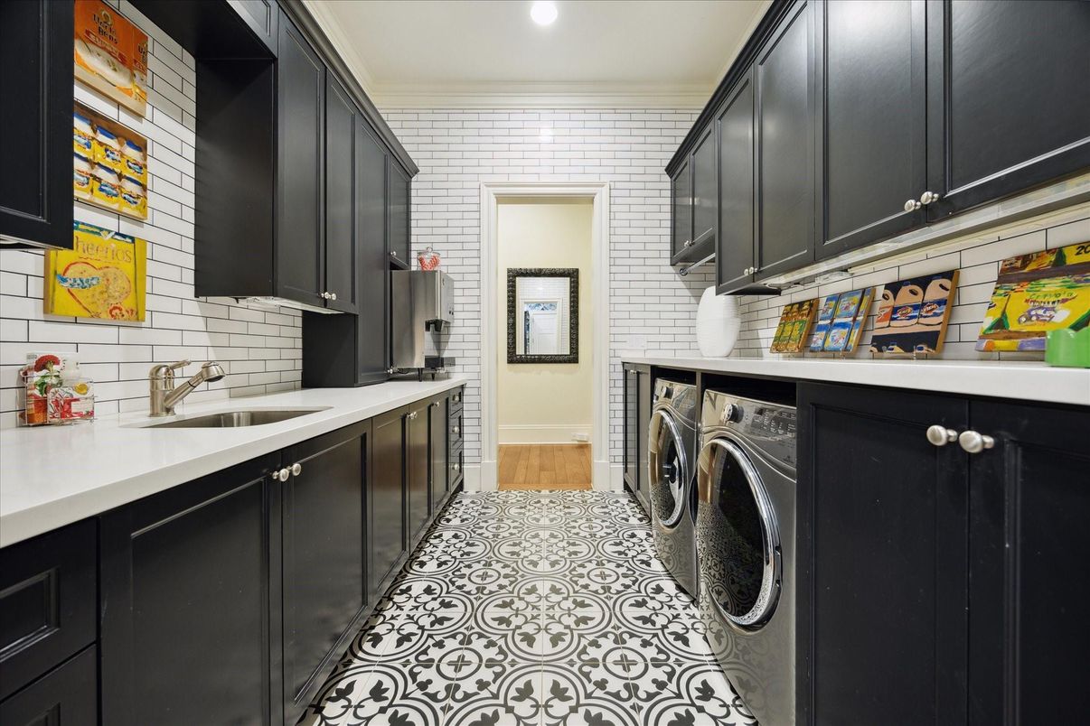 Interior, Recessed Lighting, Washer