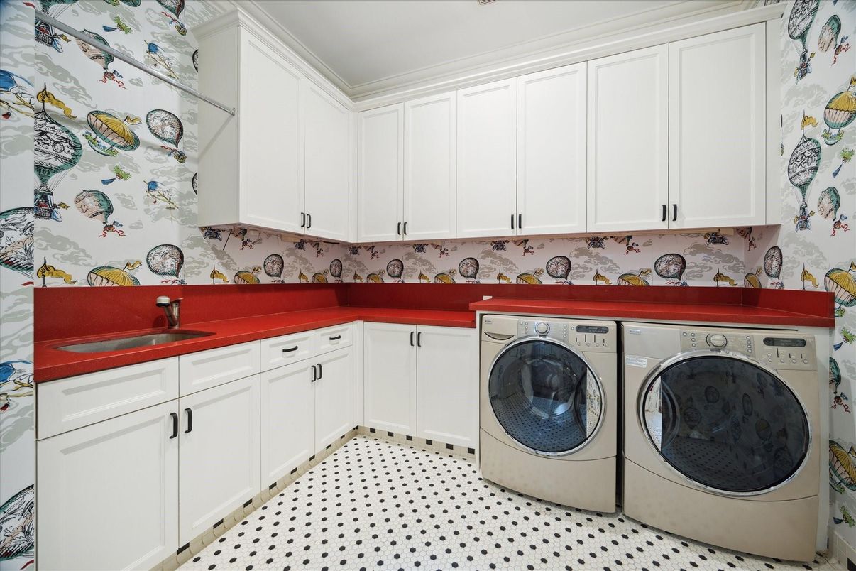 Interior, Washer
