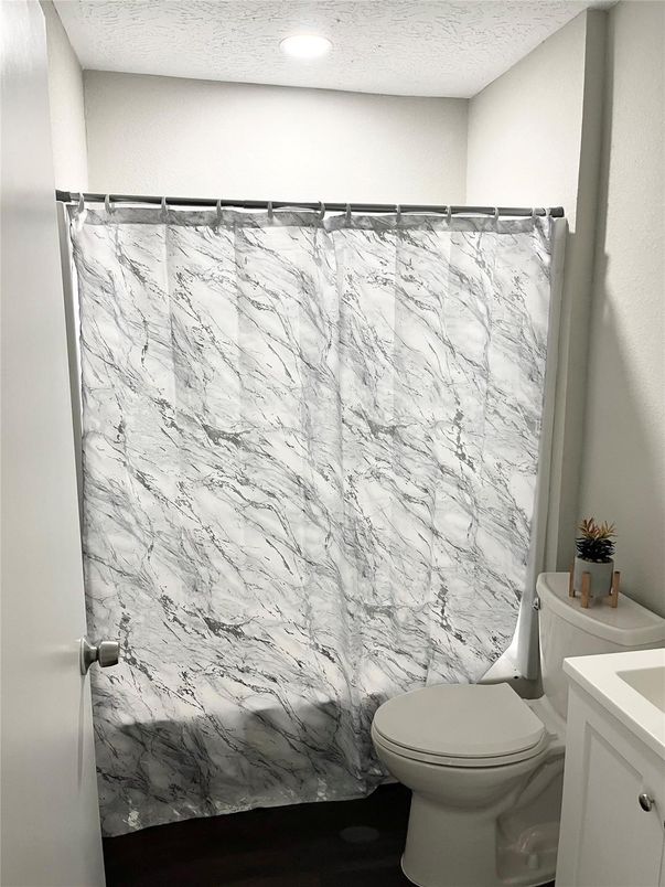 Bathroom, Interior, Marble Walls, Recessed Lighting