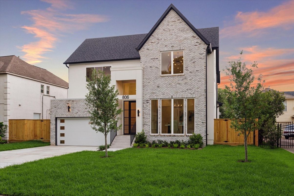 Attached, Exterior, Facade, Brick Facade, Brick Traditional
