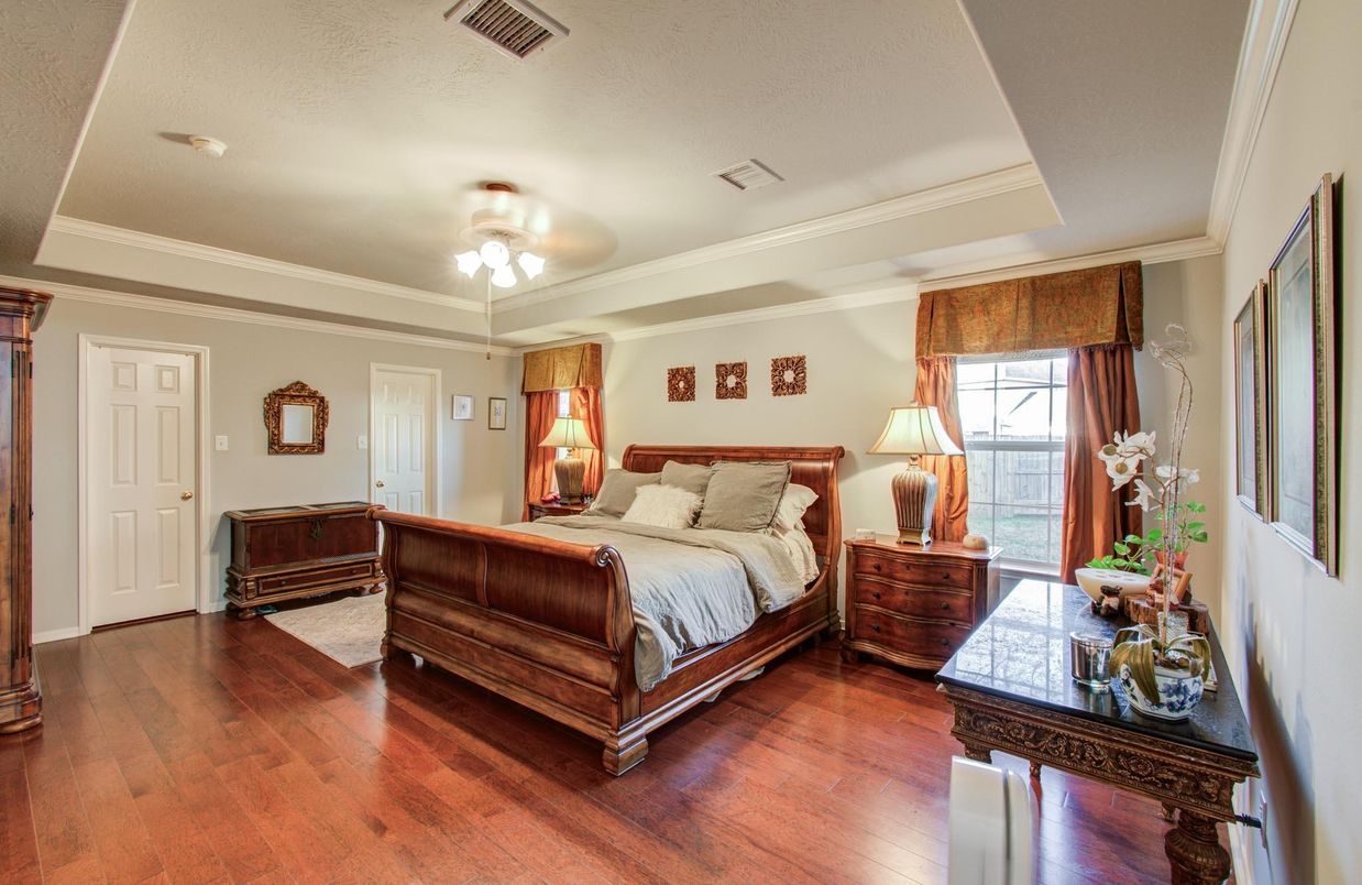 Bedroom, Interior, Wood Texture Flooring