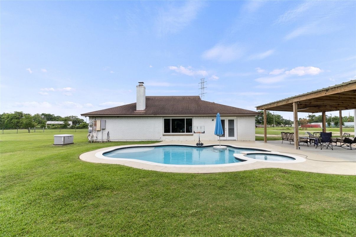 Backyard, Exterior, Pool