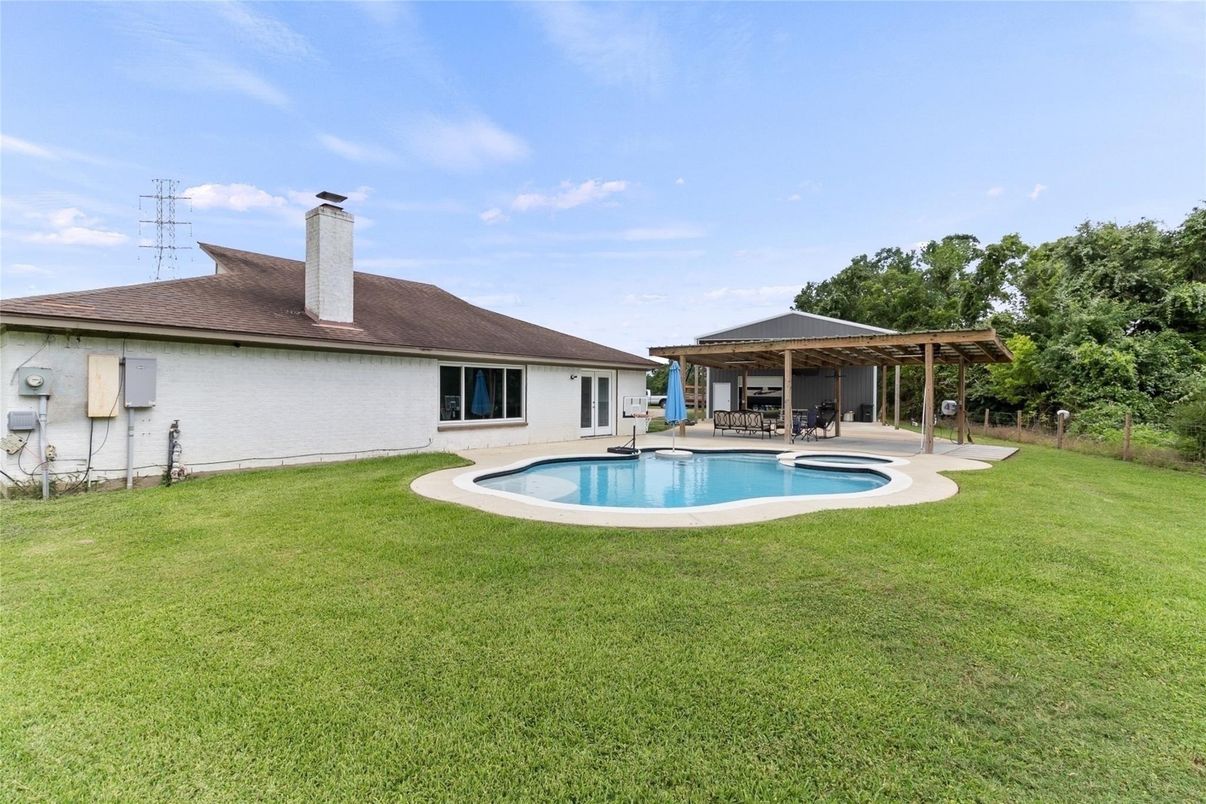 Backyard, Exterior, Pool
