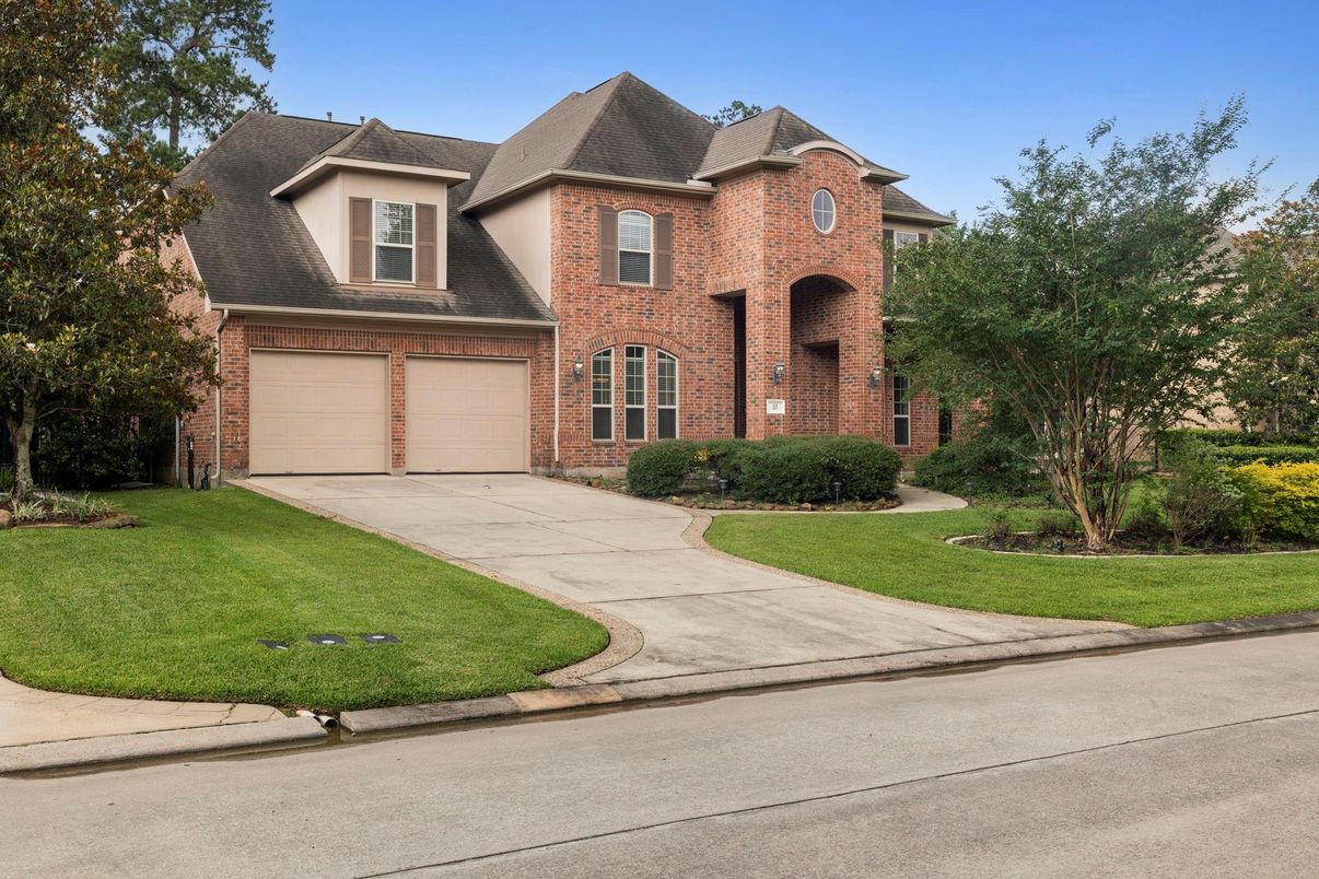 Attached, Exterior, Facade, Brick Facade, French Provincial