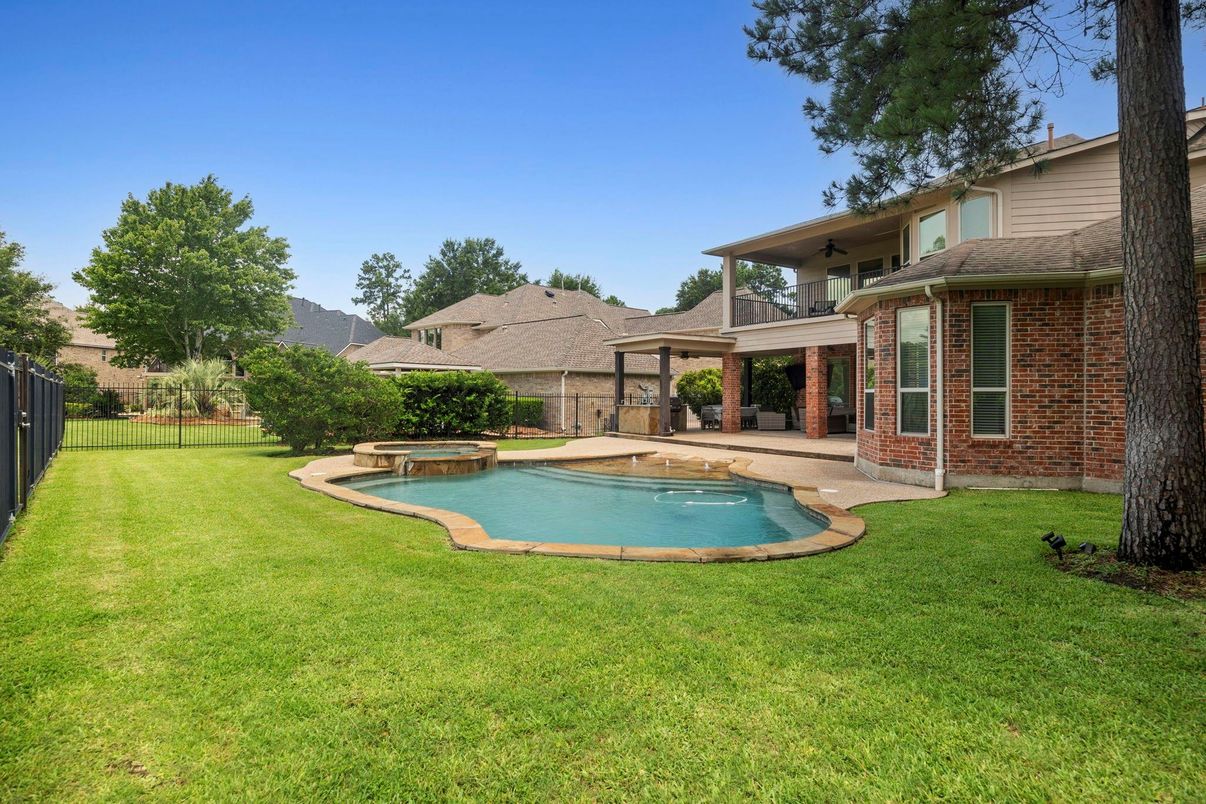 Backyard, Exterior, Pool