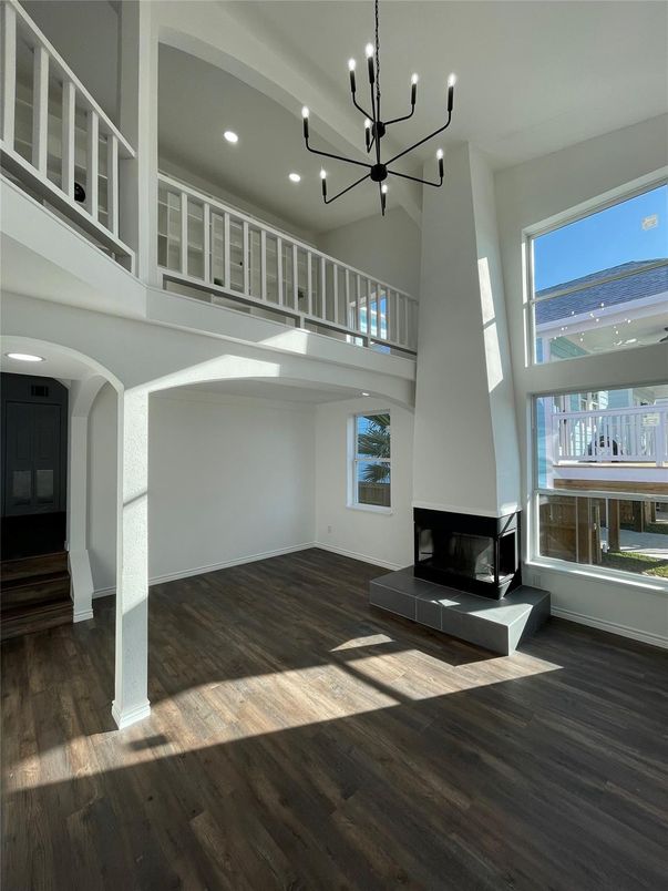 Chandelier, Fireplace, Interior, Pendant Lights, Recessed Lighting, Wood Texture Flooring