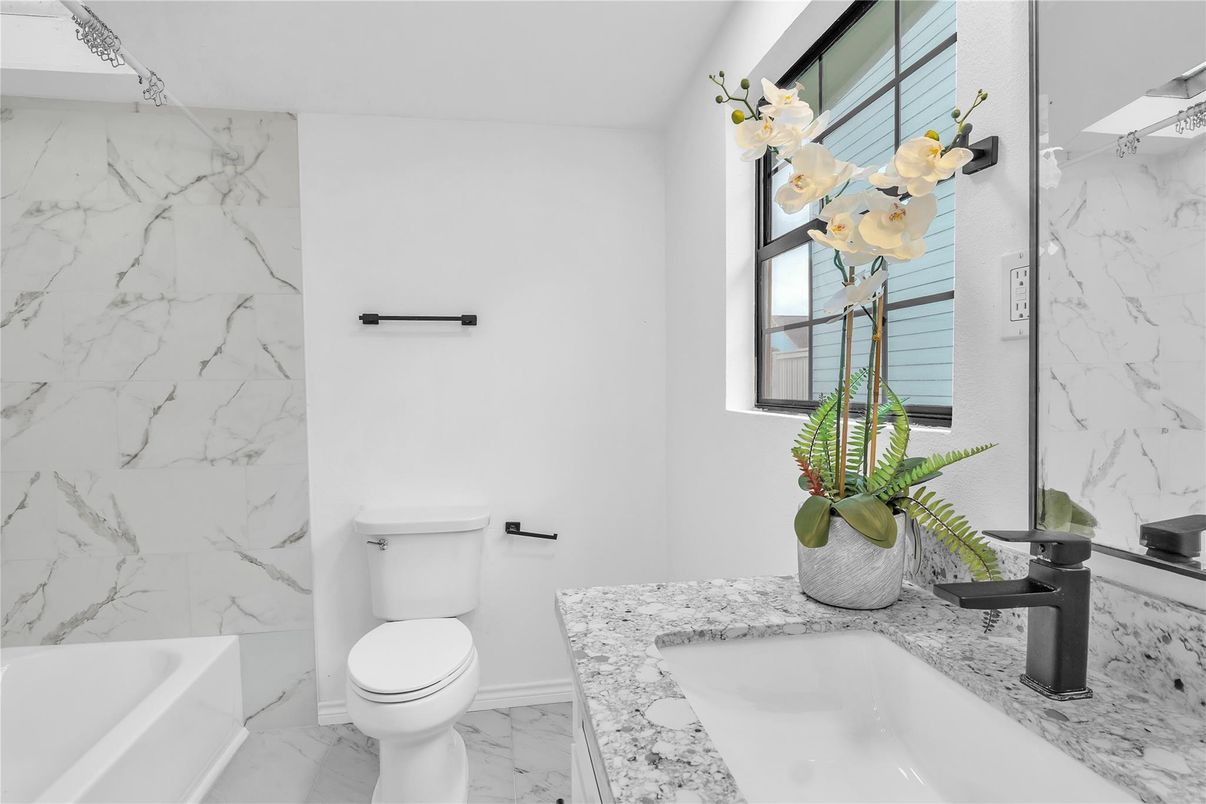 Bathroom, Interior, Marble, Marble Walls