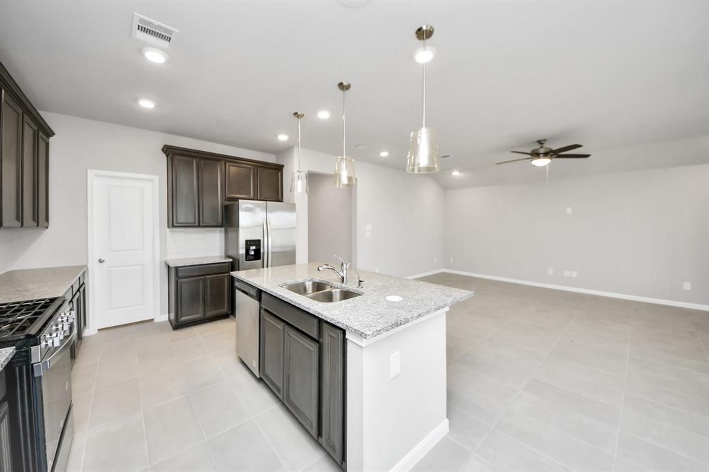 Interior, Kitchen, Pendant Lights, Recessed Lighting, Stainless Steel Appliances