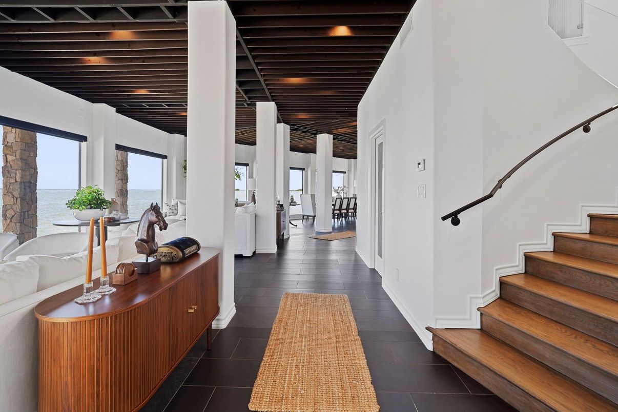 Interior, Recessed Lighting, Water