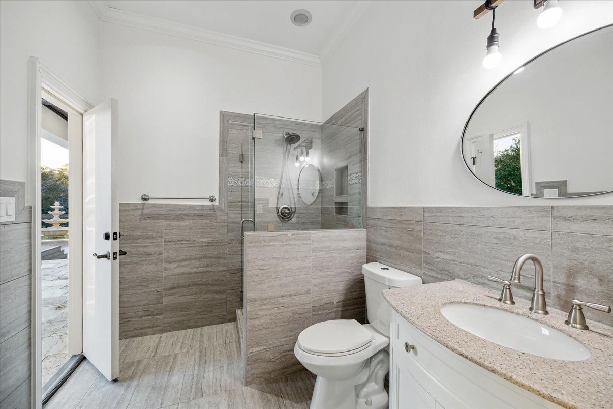 Bathroom, Dual Sink Vanities, Glass Shower, Interior