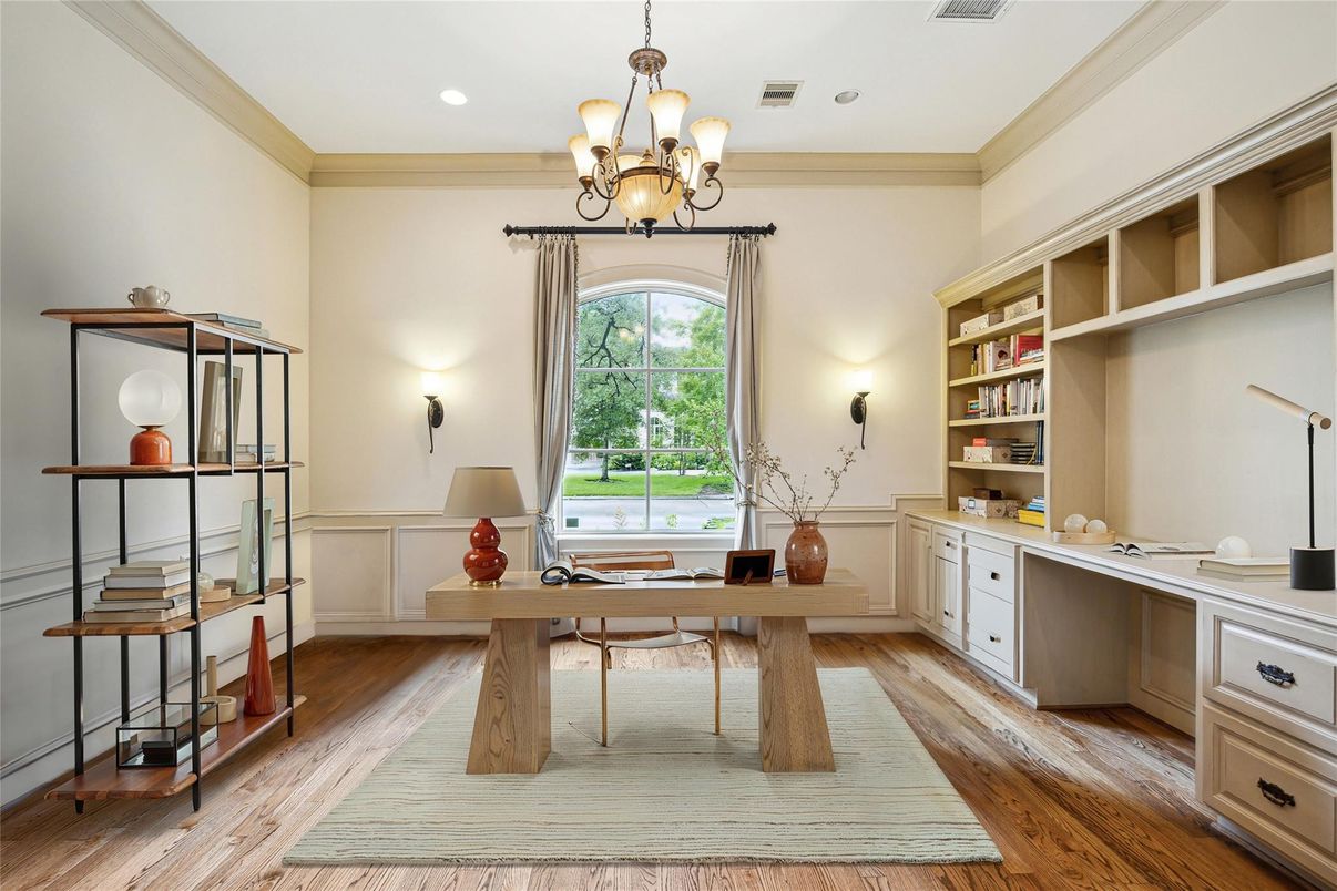 Chandelier, Home Office, Interior, Recessed Lighting, Wood Texture Flooring