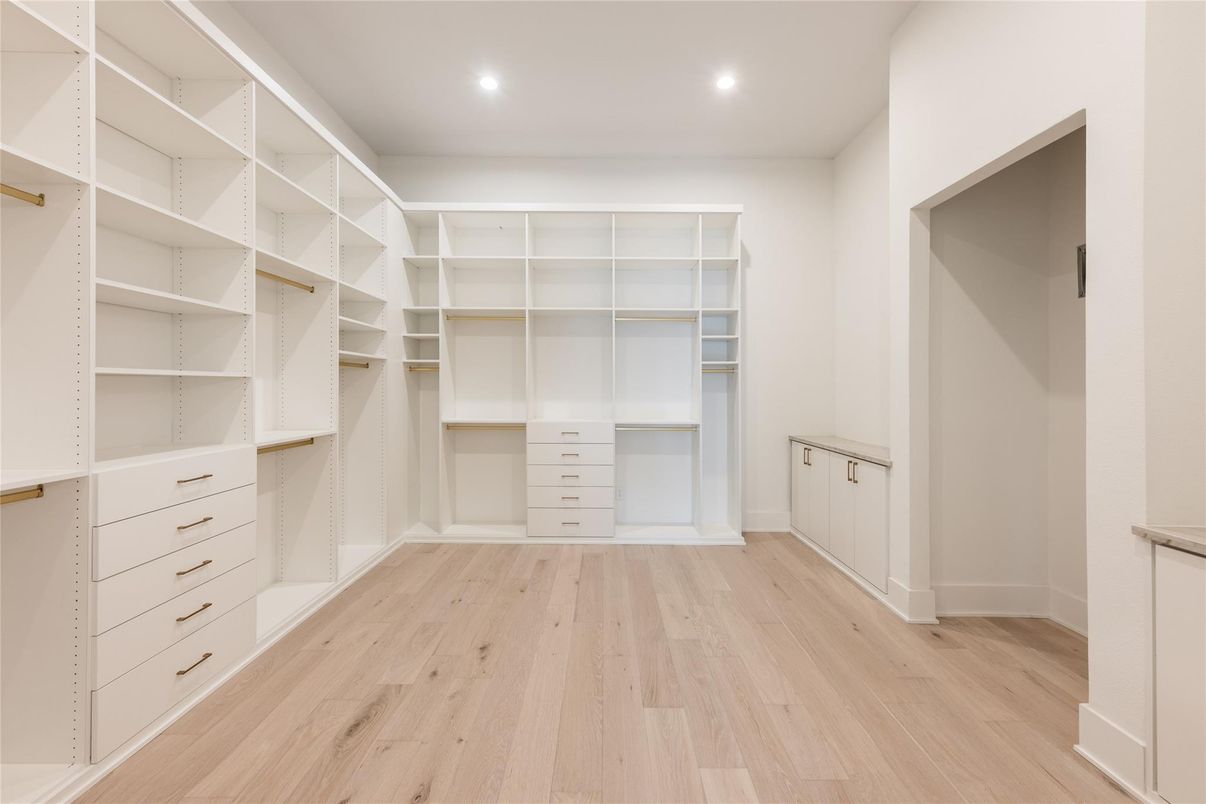 Interior, Recessed Lighting, Walk-in Closets, Wood Texture Flooring