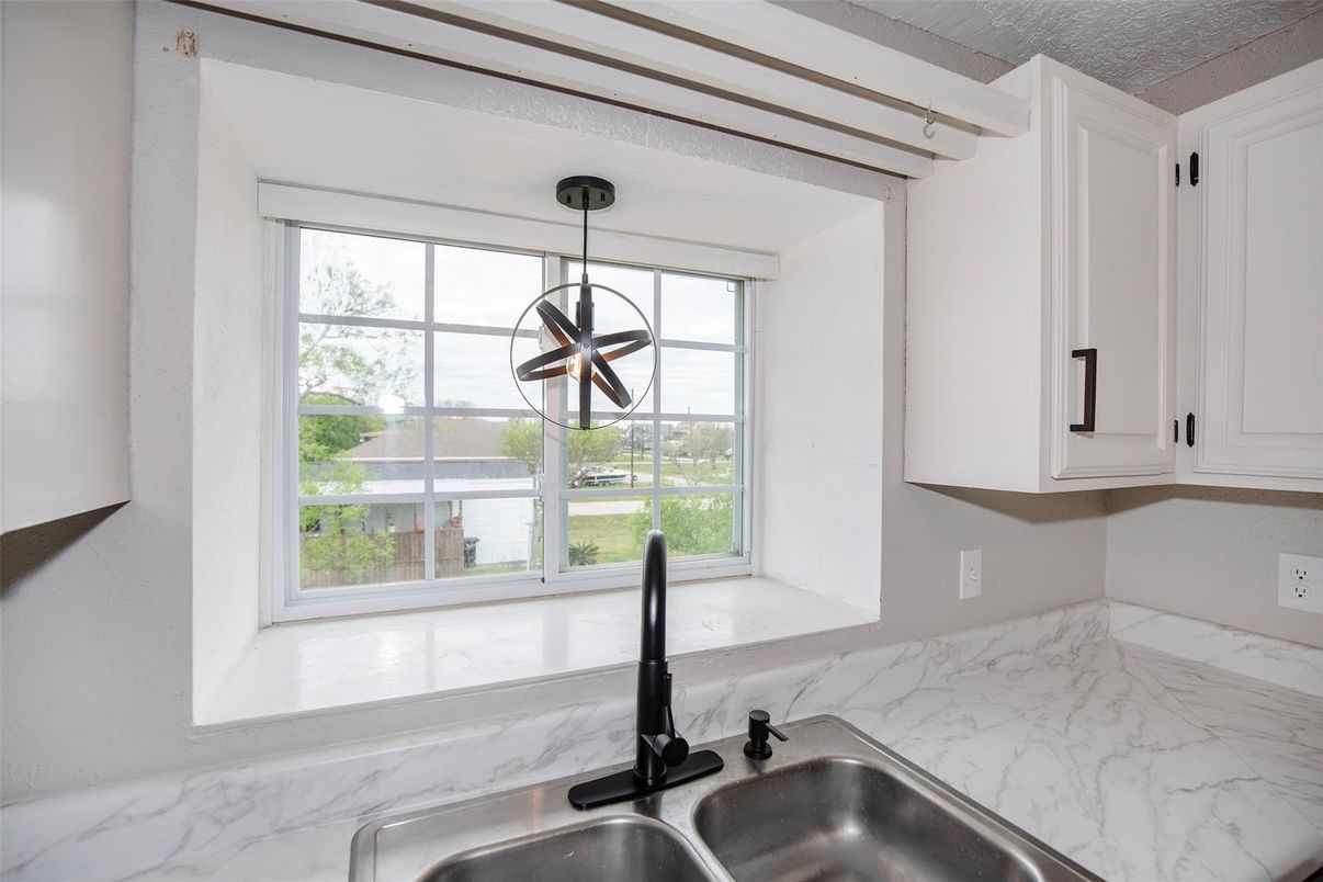 Interior, Kitchen, Marble, Pendant Lights