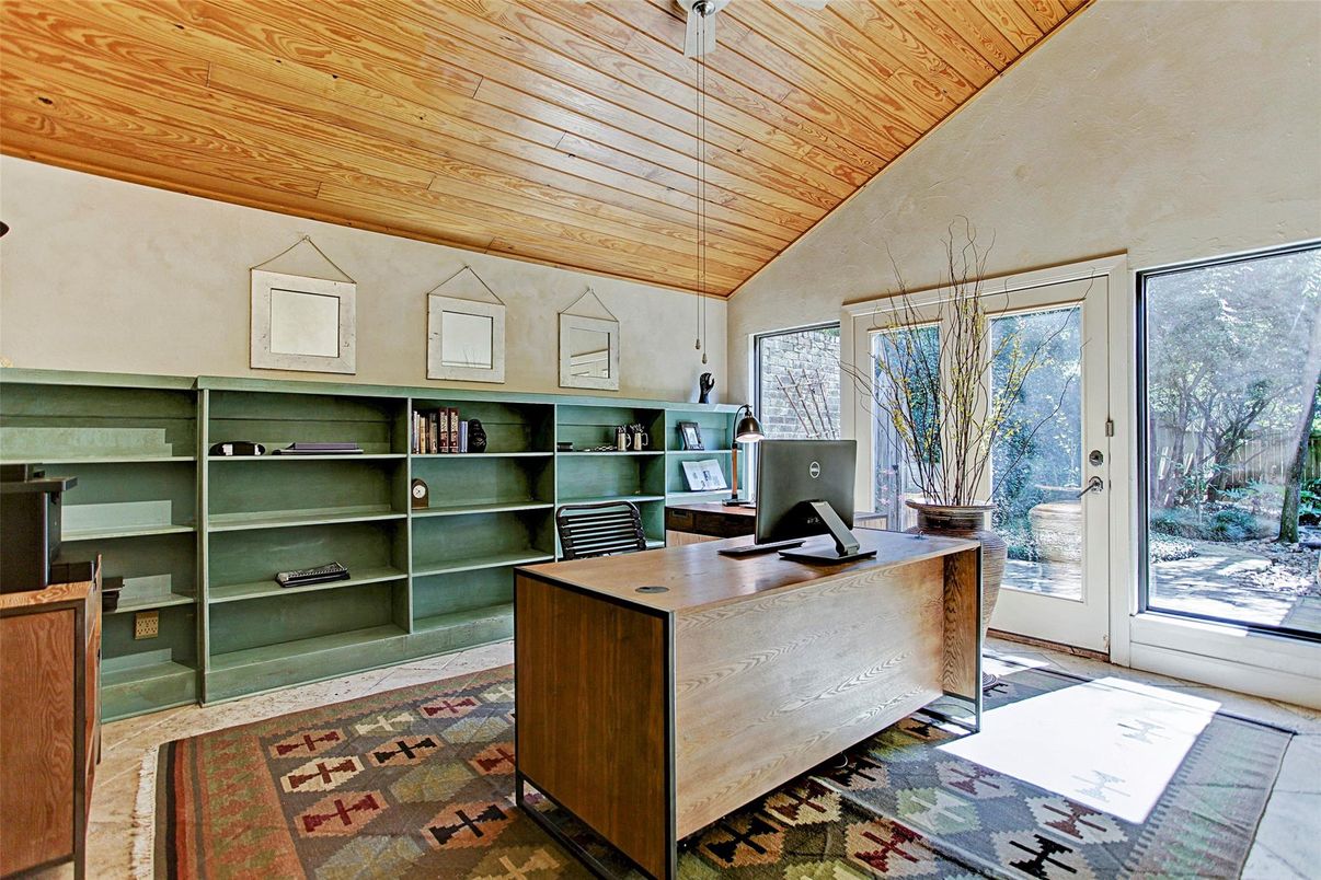 Home Office, Interior, Wooden Ceilings