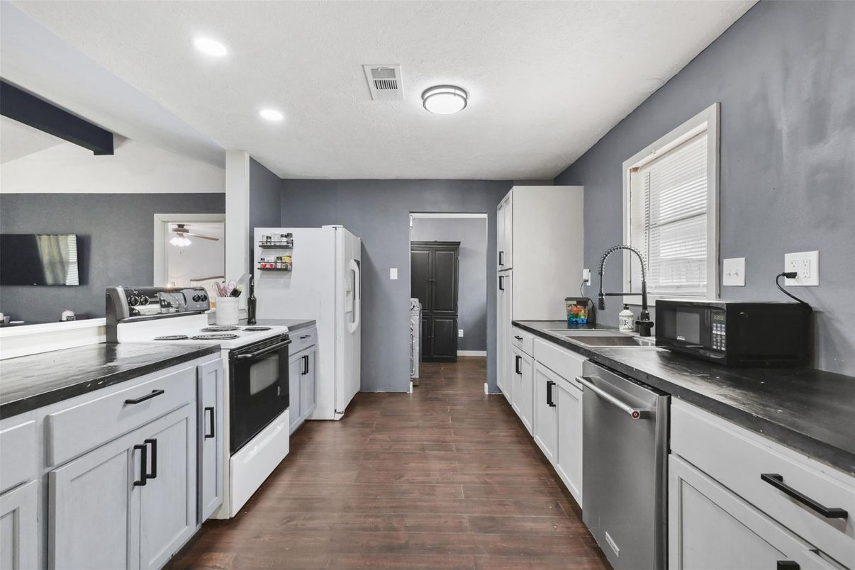 Interior, Kitchen, Recessed Lighting, Stainless Steel Appliances, Wood Texture Flooring