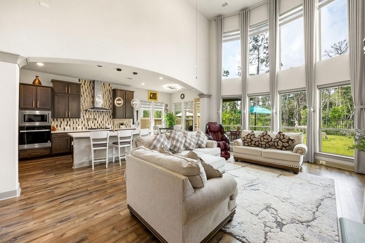 Dining room, Interior, Kitchen, Living room, Pendant Lights, Recessed Lighting, Stainless Steel Appliances, Wood Texture Flooring