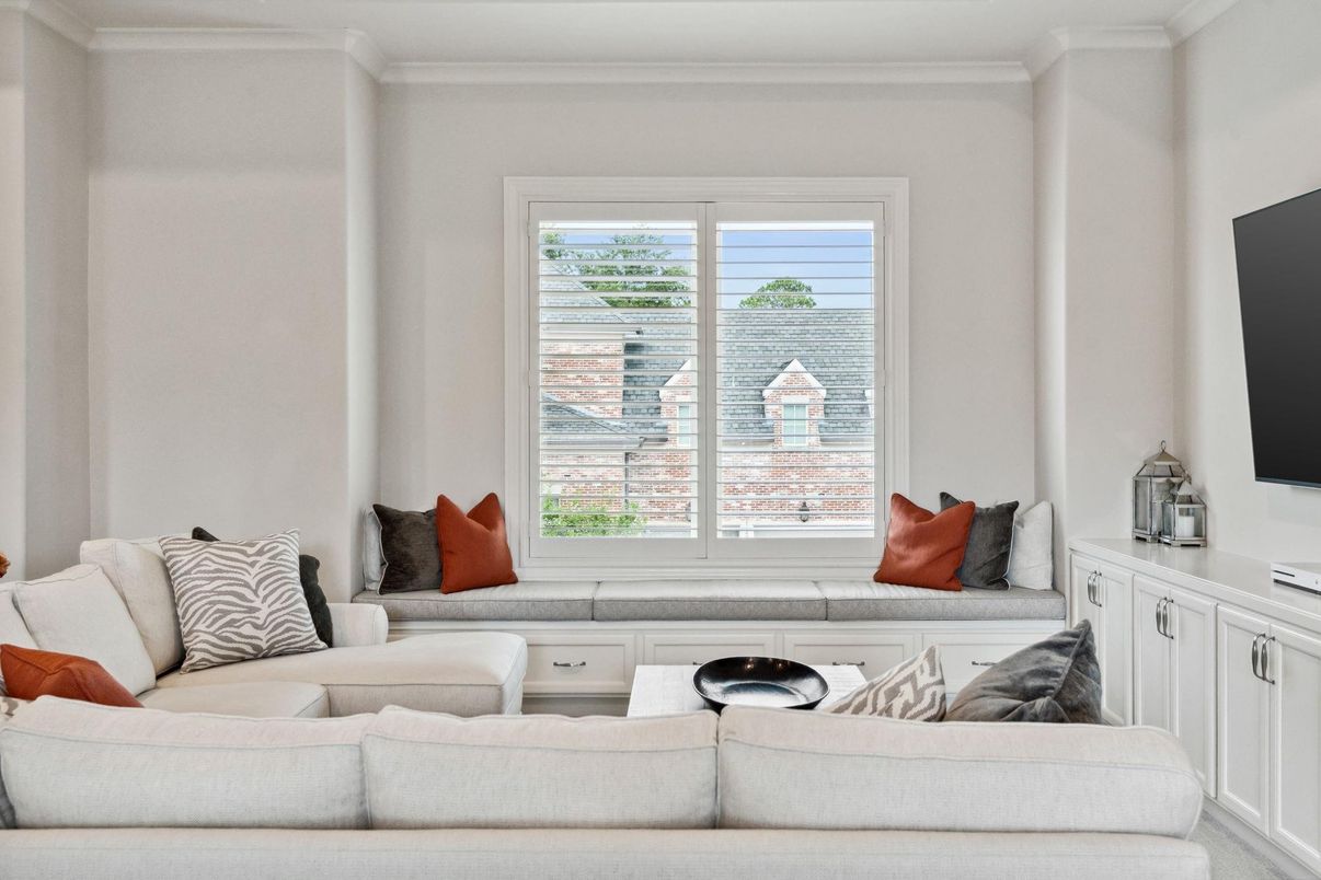 Interior, Living room
