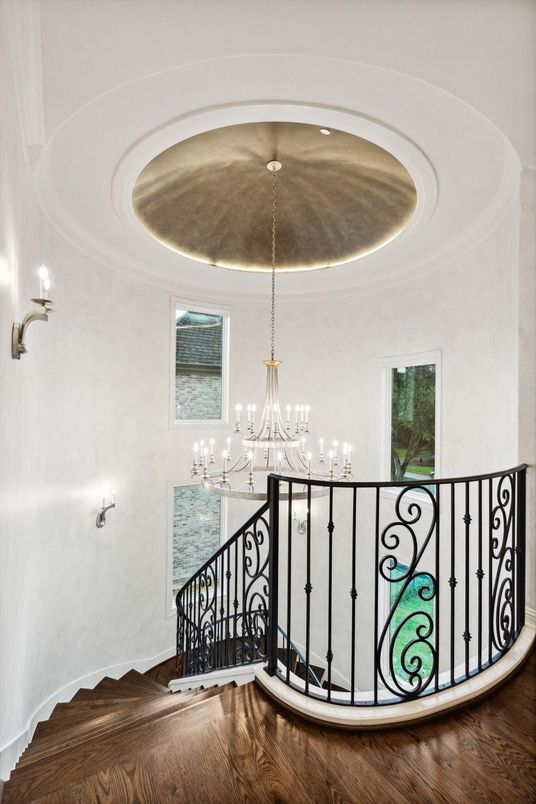 Chandelier, Interior, Wood Texture Flooring