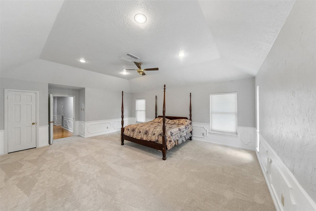 Bedroom, Interior, Recessed Lighting