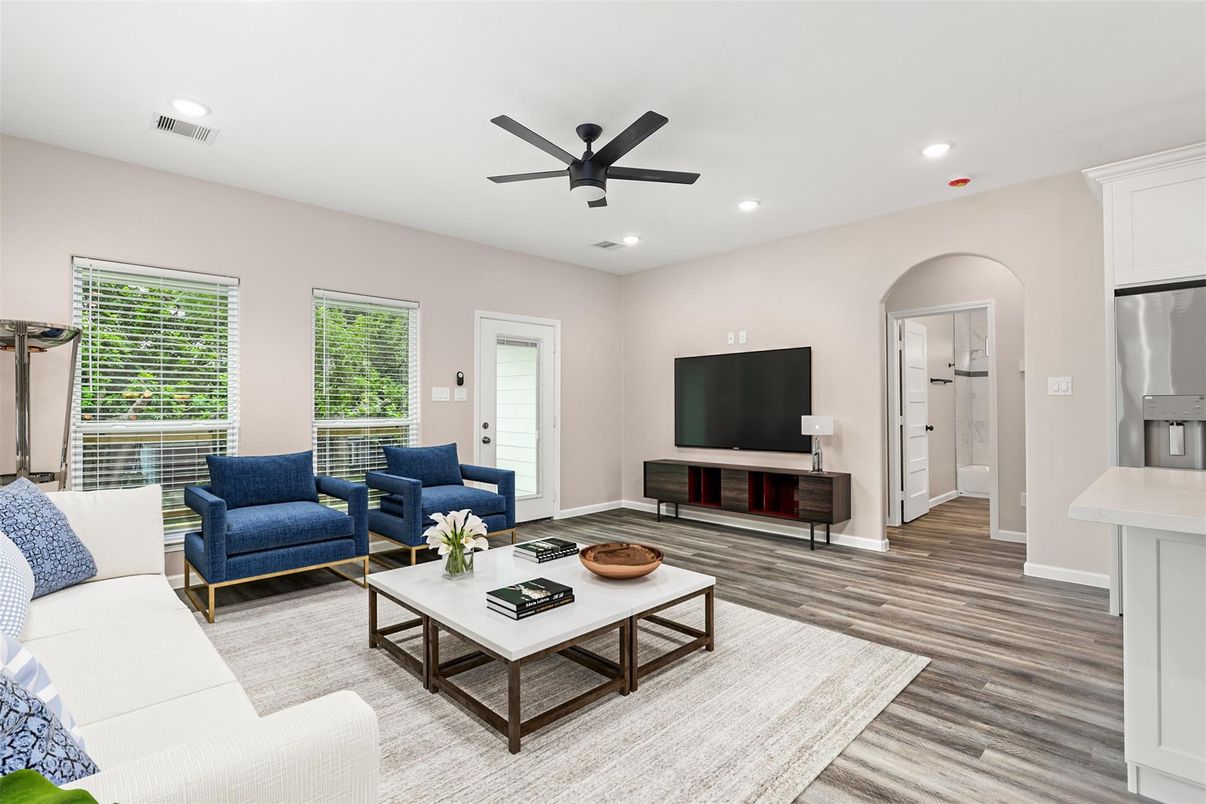 Interior, Living room, Recessed Lighting, Wood Texture Flooring