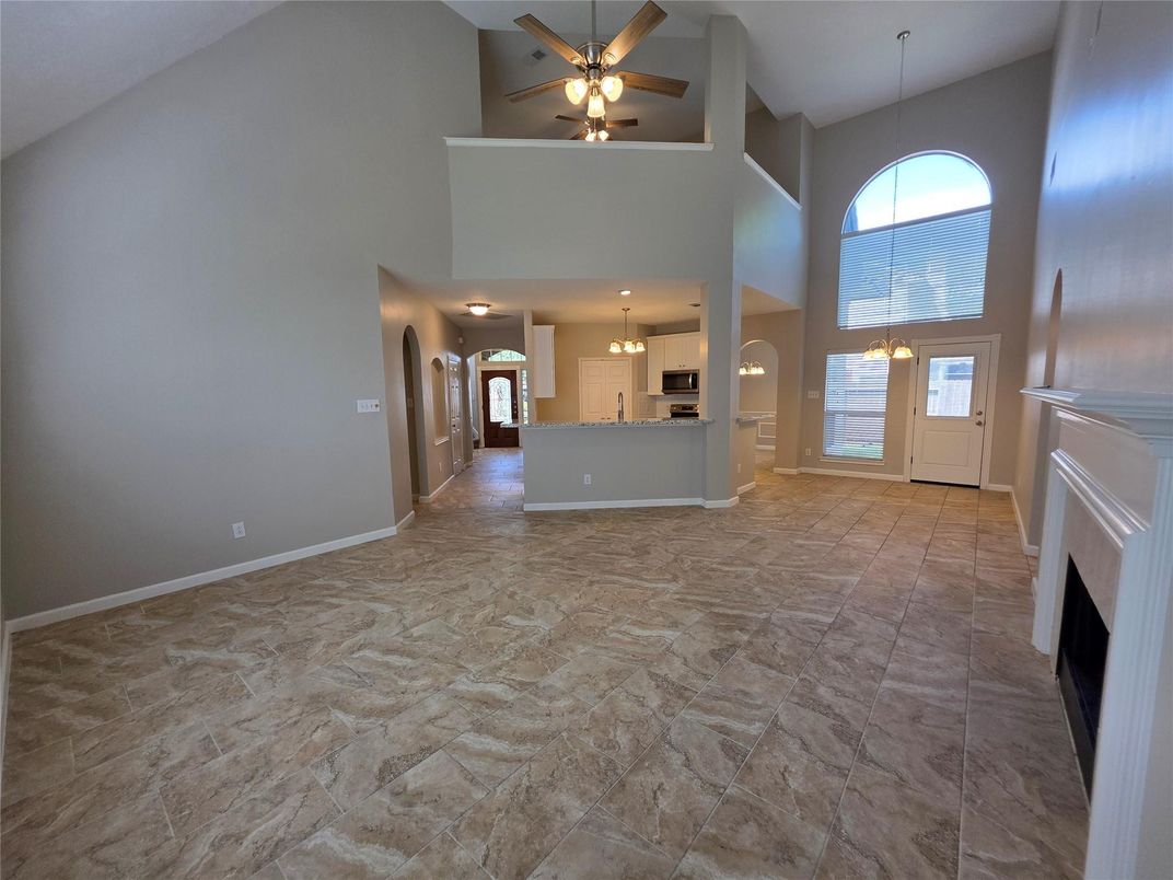 Fireplace, Interior, Kitchen, Pendant Lights