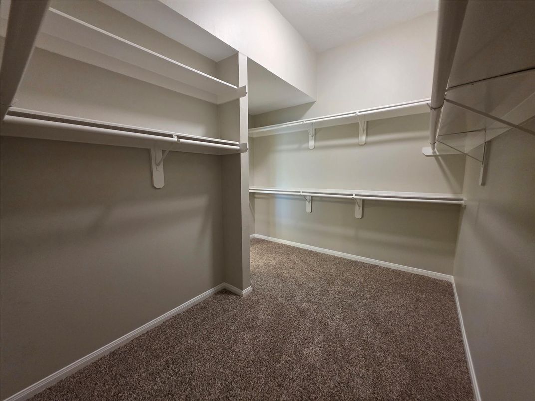 Interior, Walk-in Closets