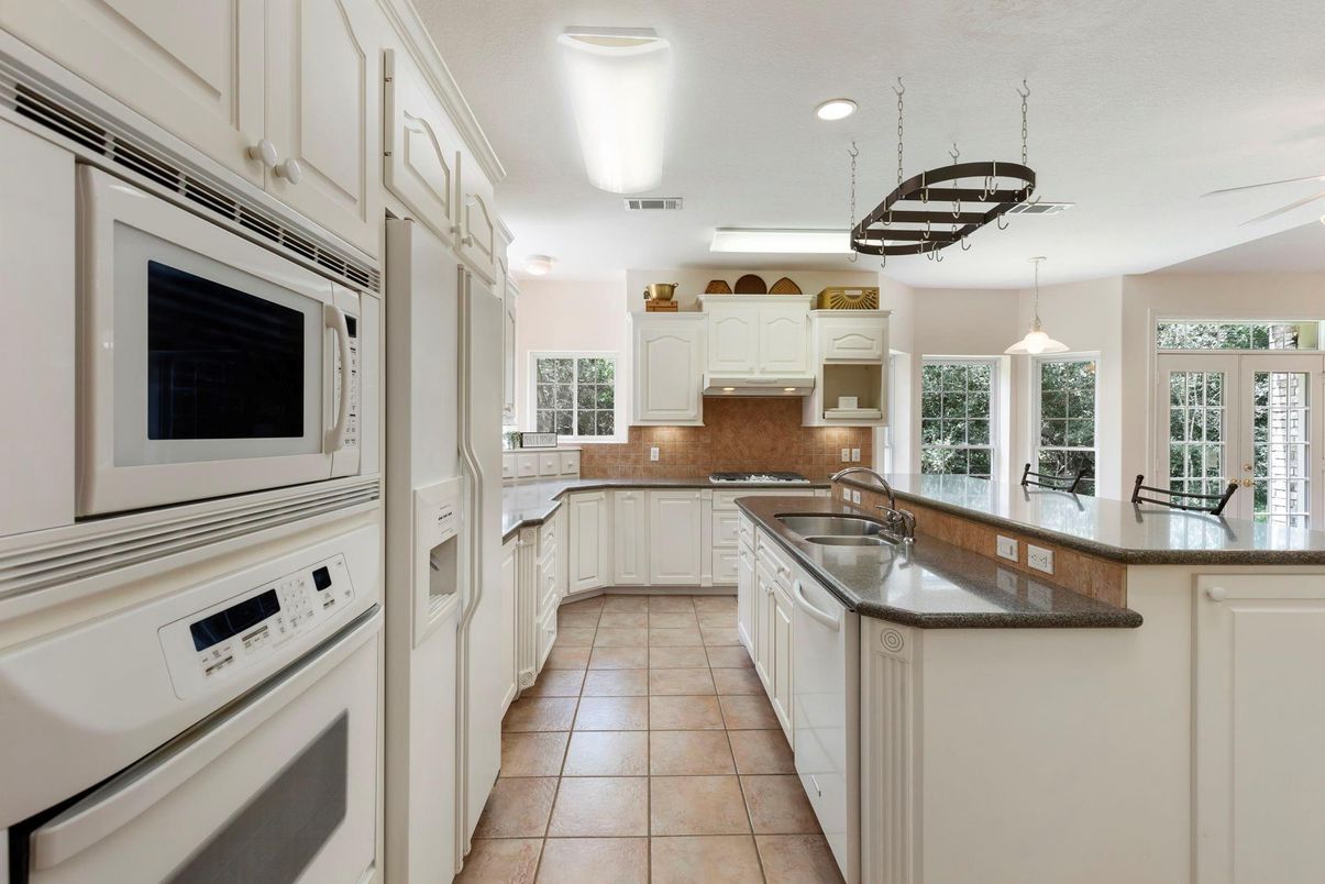 Interior, Kitchen, Pendant Lights, Recessed Lighting