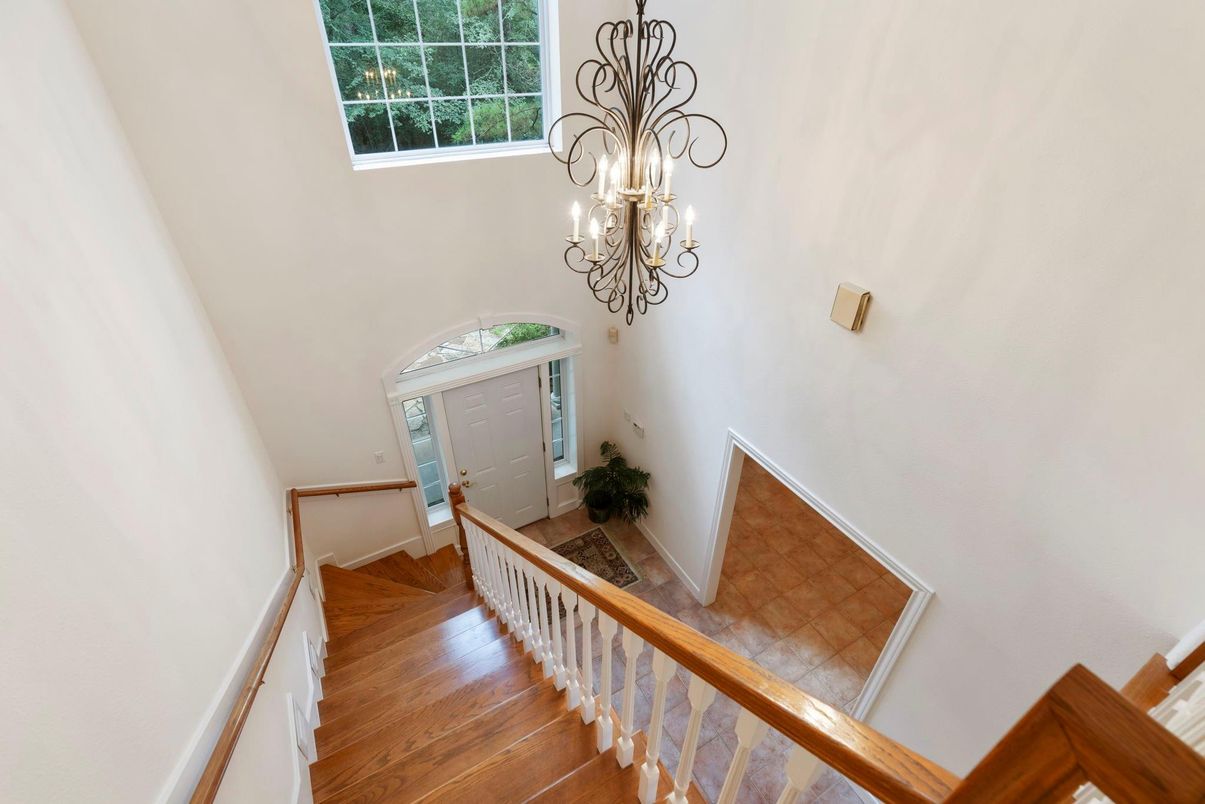 Chandelier, Interior, Wood Texture Flooring