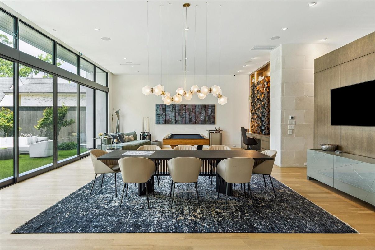 Dining room, Interior, Pendant Lights, Recessed Lighting, Wood Texture Flooring