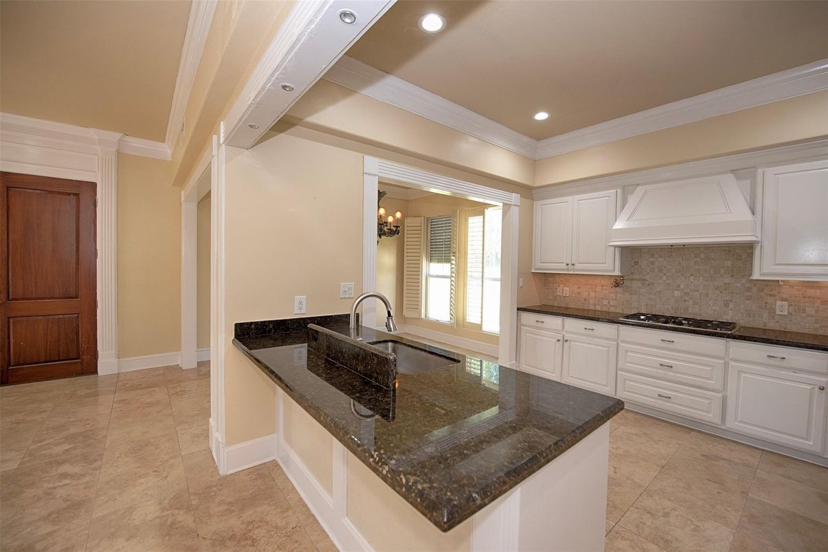 Chandelier, Interior, Kitchen, Recessed Lighting