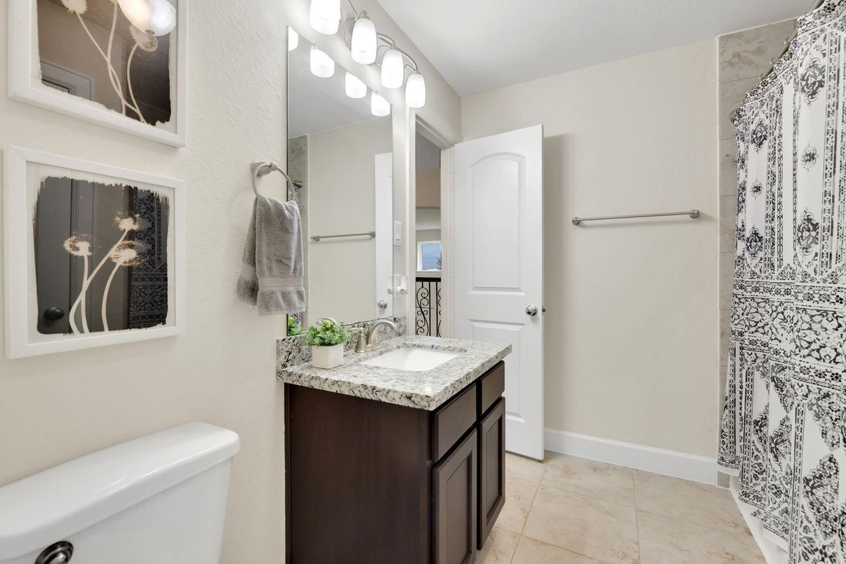 Bathroom, Interior