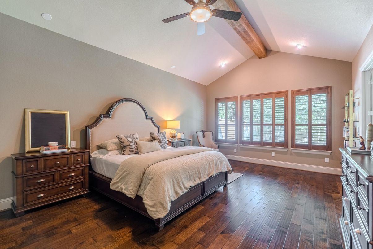 Bedroom, Interior, Recessed Lighting, Wooden Beams, Wood Texture Flooring