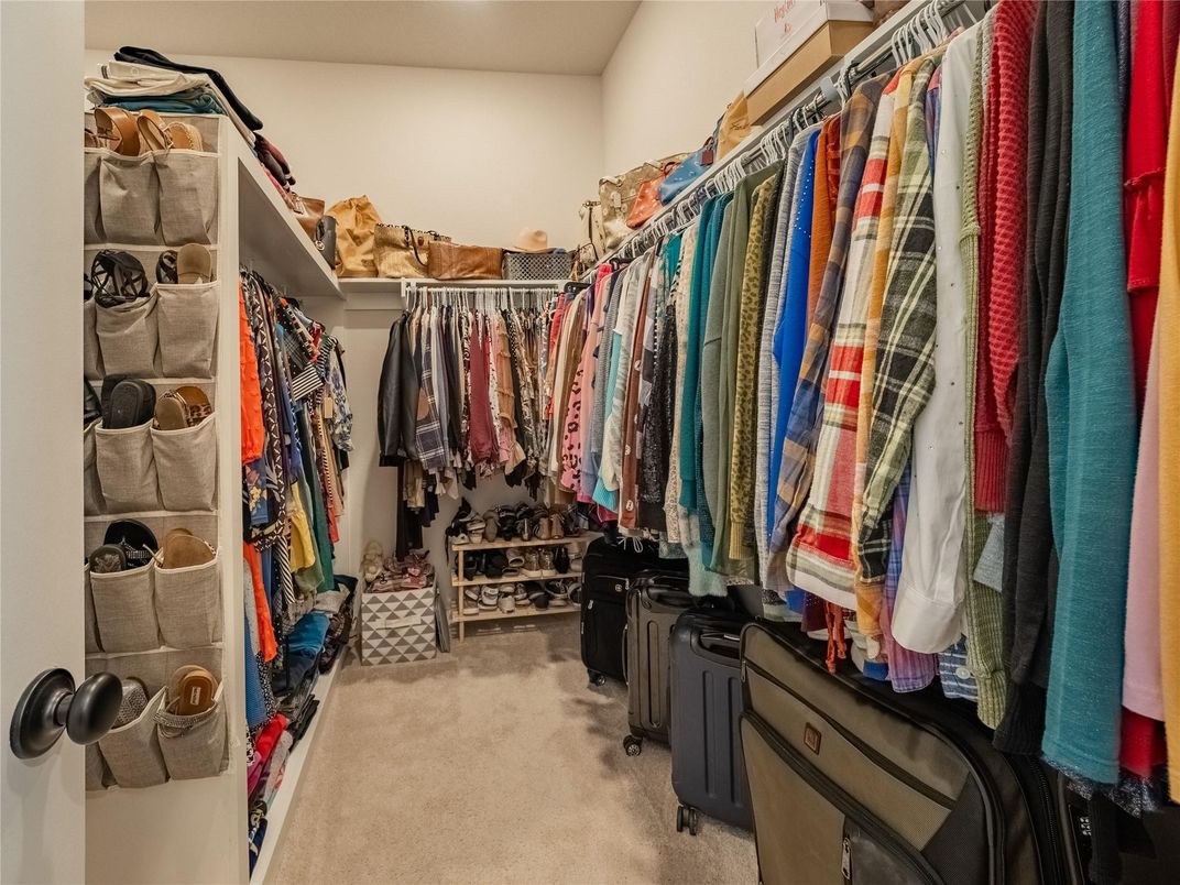 Interior, Walk-in Closets