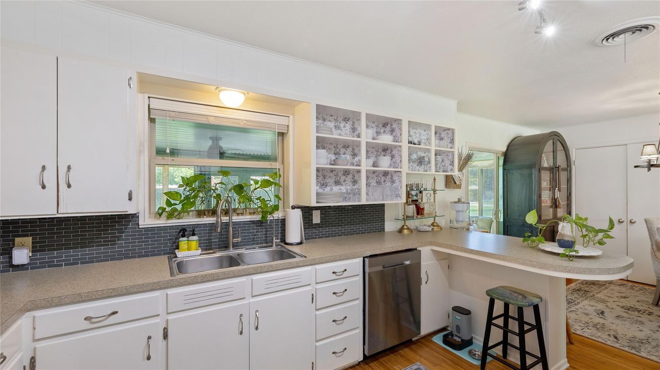 Interior, Kitchen, Recessed Lighting, Wood Texture Flooring