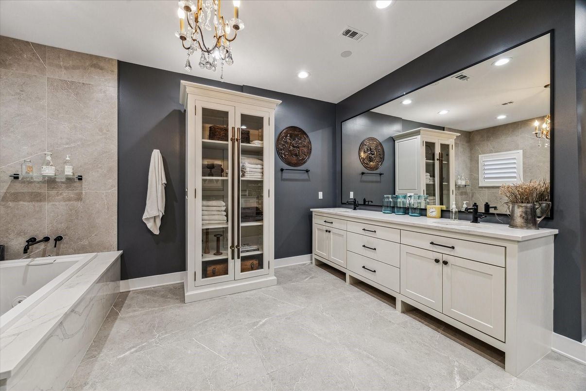Bathroom, Chandelier, Dual Sink Vanities, Interior, Recessed Lighting