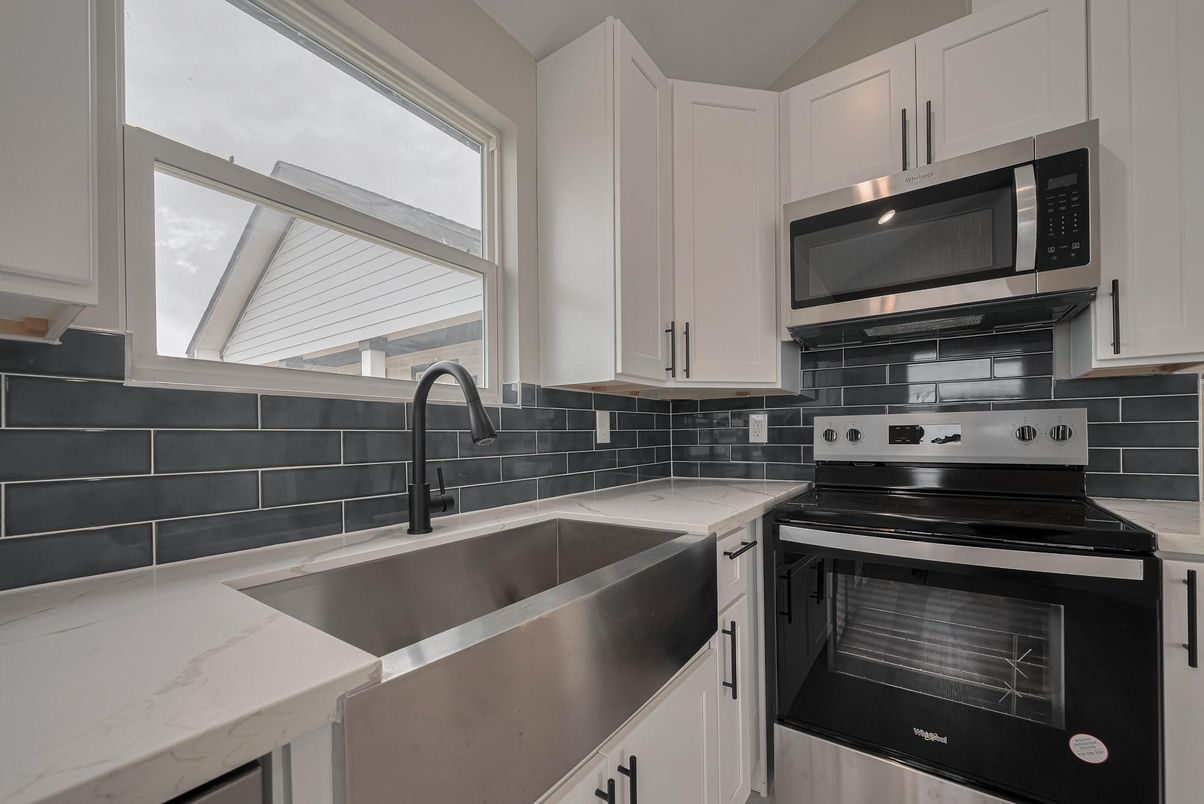 Interior, Kitchen, Stainless Steel Appliances