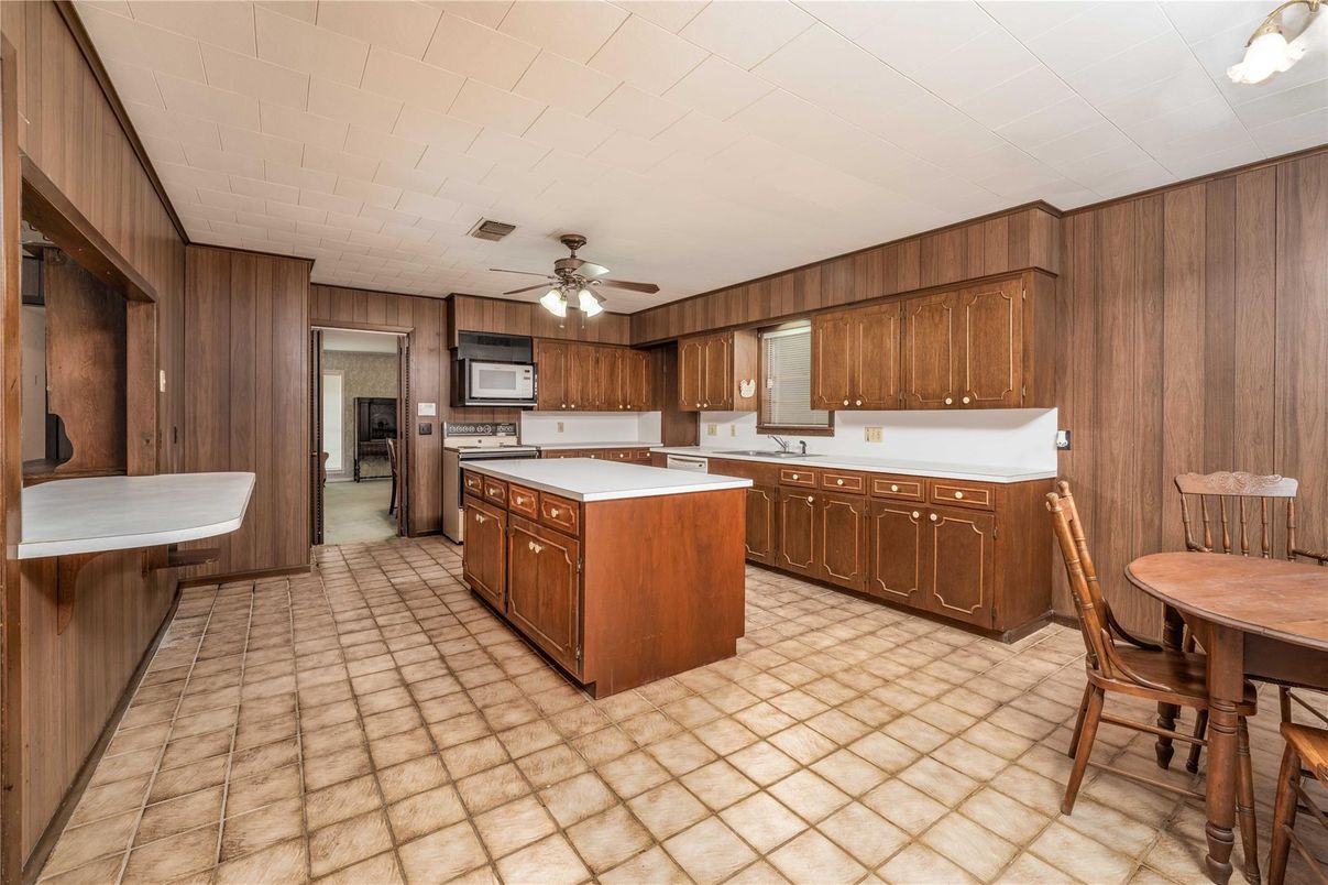Interior, Kitchen, Wooden Walls