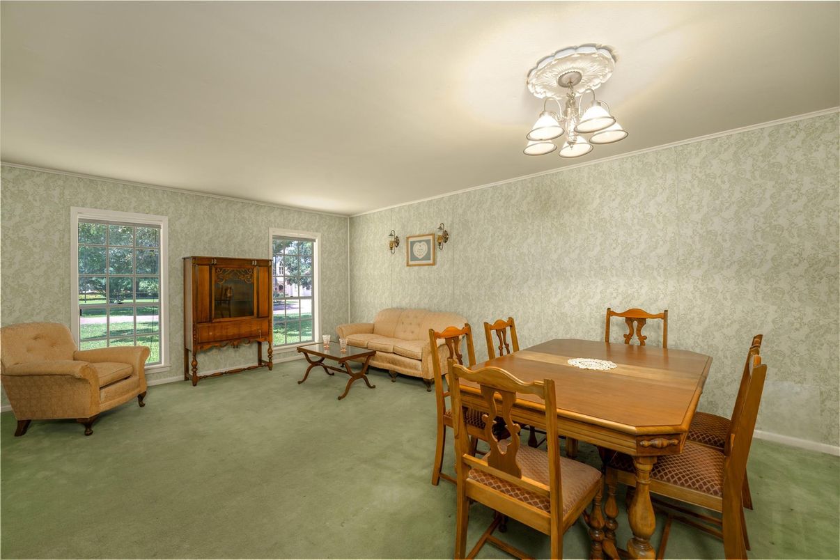 Chandelier, Dining room, Interior